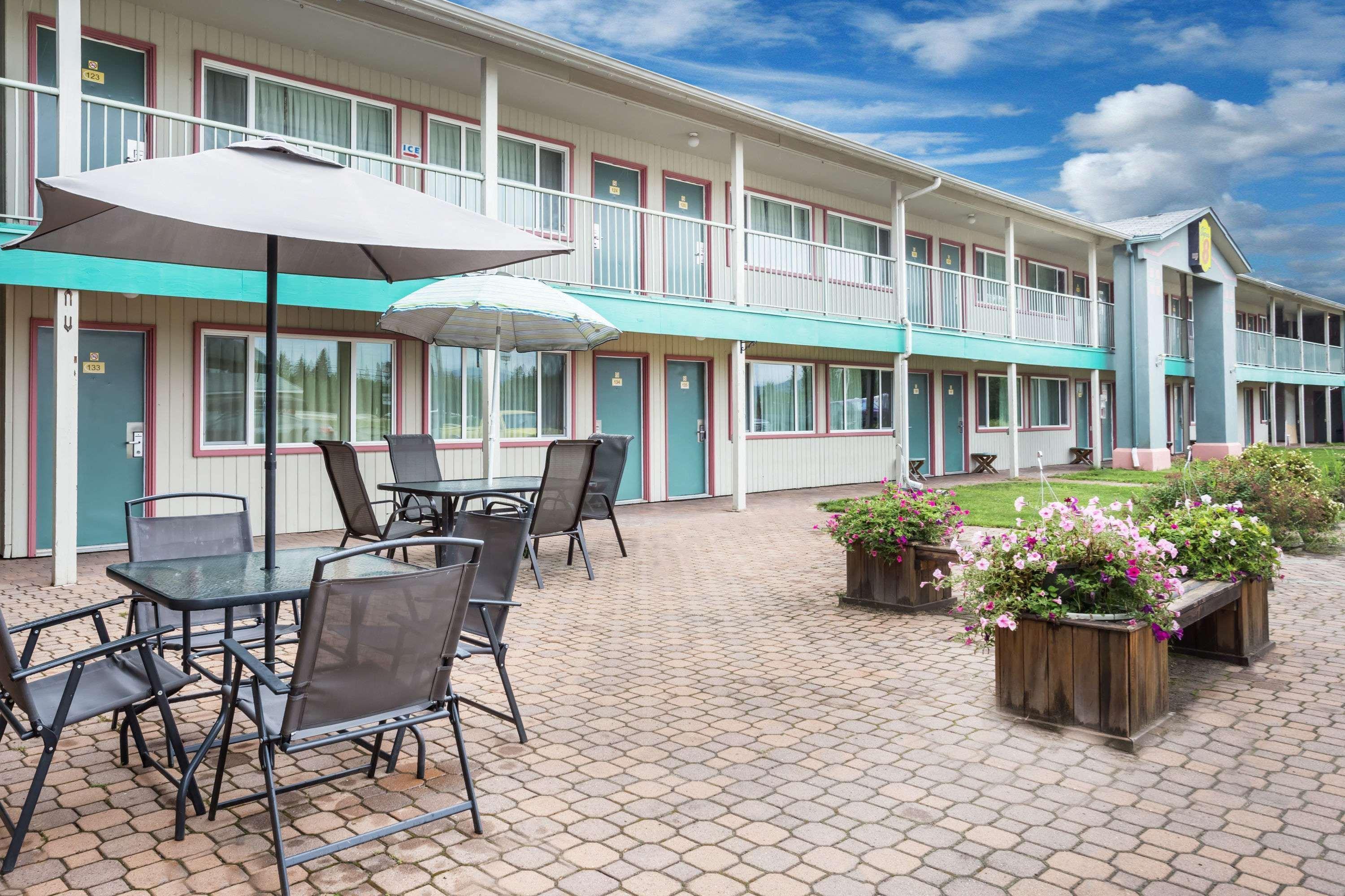 Super 8 By Wyndham Quesnel Bc Hotel Exterior foto