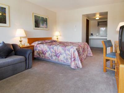 Super 8 By Wyndham Quesnel Bc Hotel Quarto foto